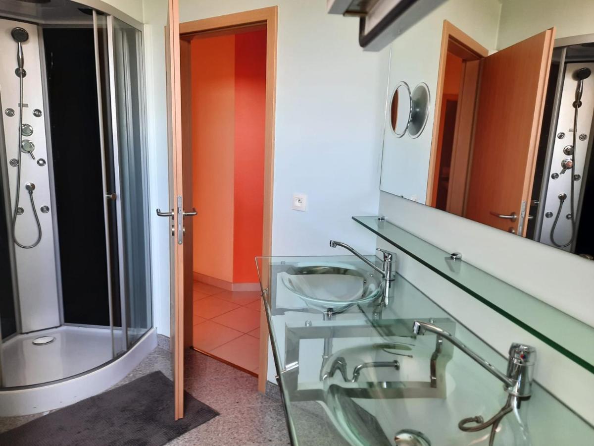Holiday Home Mooi - Voeren Eksteriør billede