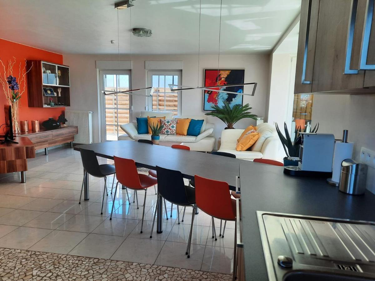 Holiday Home Mooi - Voeren Eksteriør billede