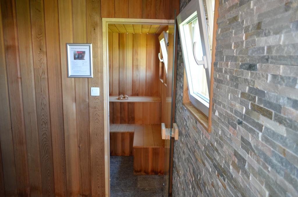 Holiday Home Mooi - Voeren Eksteriør billede